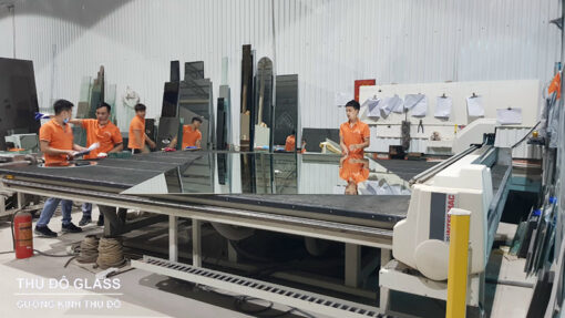 Cắt gương Bỉ 5mm bằng máy cắt CNC